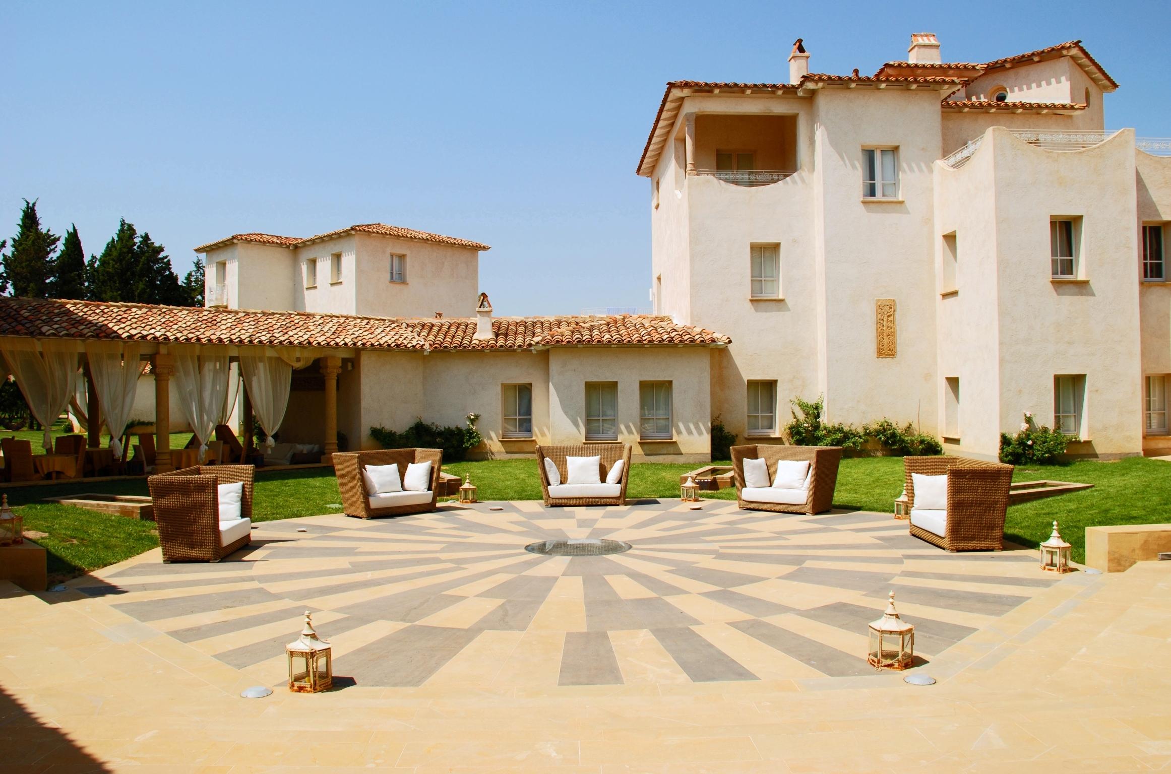 Tartheshotel Guspini Exterior foto