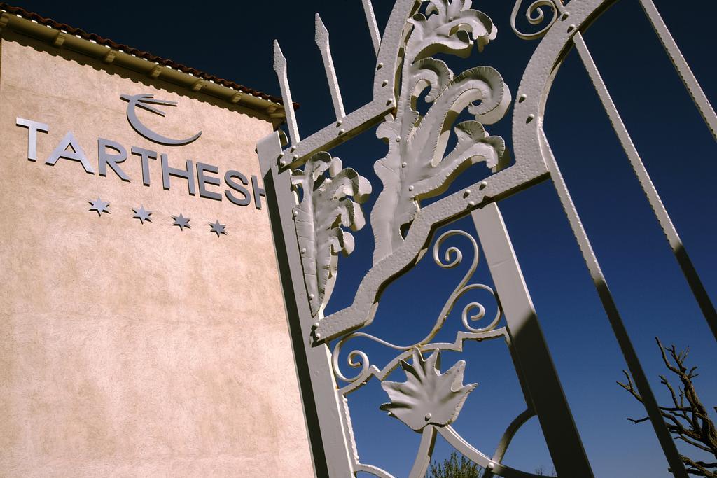 Tartheshotel Guspini Exterior foto